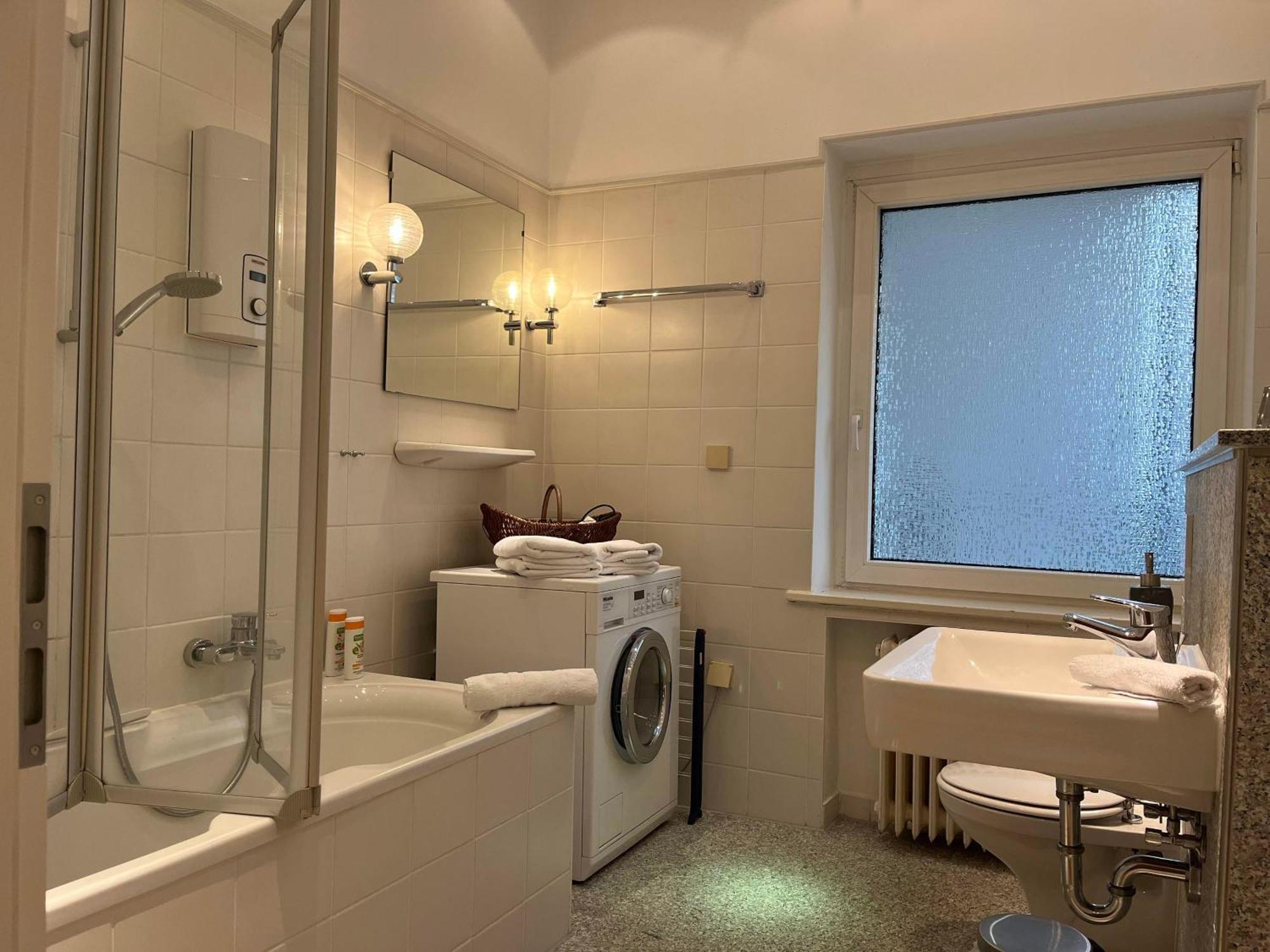 Suite Appartement Friesenhof Ганновер Экстерьер фото